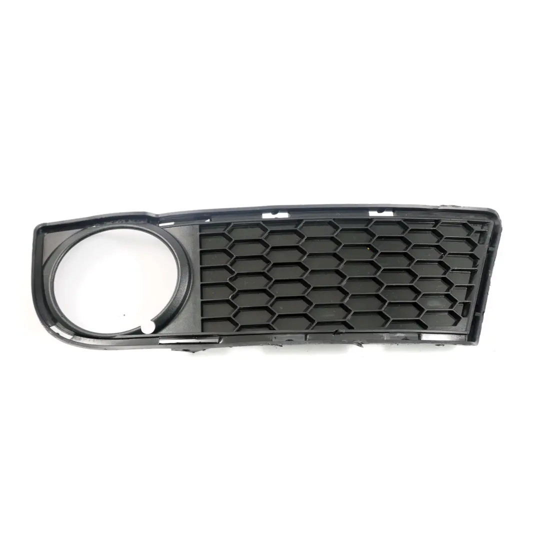 Kratka Zaślepka Boczna Zderzaka Lewy Przód do BMW E82 E88 M Sport o numerze 8054485 BMW E82 E88 M Sport Kratka Zaślepka Boczna Zderzaka Lewy Przód - SKU 8054485 - Numer Części 8054485