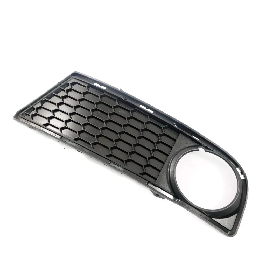 M-Sport Parachoques Delantero Antiniebla Rejilla Lateral Izquierda para BMW E82 E88 con número de pieza 8054485 BMW E82 E88 M-Sport Parachoques Delantero Antiniebla Rejilla Lateral Izquierda - SKU 8054485 - Número de pieza 8054485