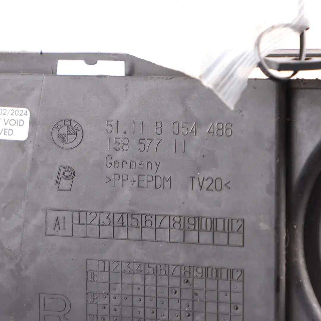 BMW E82 E88 M Sport Nebelscheinwerfer Gitter Vorne Rechts - SKU 8054486-2 - Teilenummer 8054486