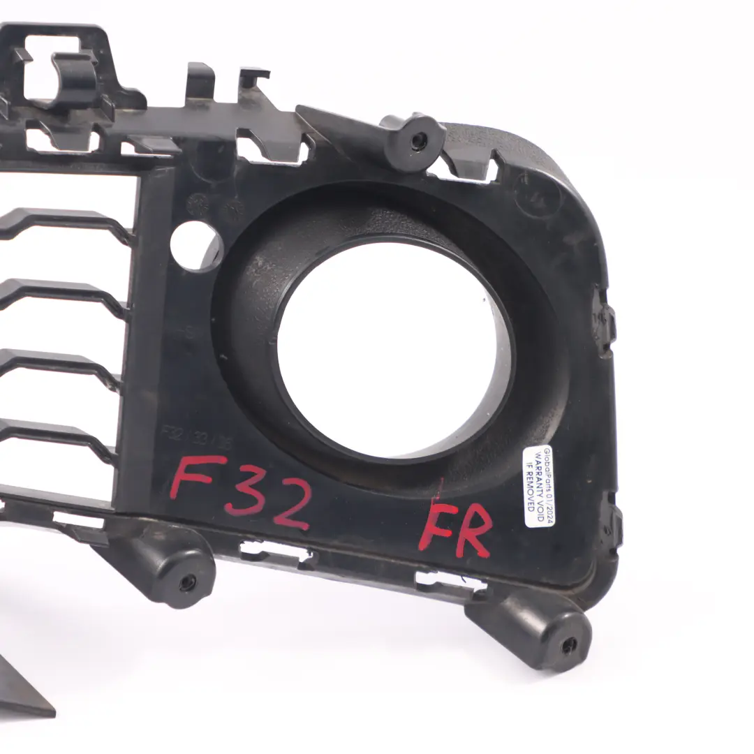 Paraurti anteriore Griglia Fendinebbia Telaio Destra per BMW F32 M Sport con numero di parte 8054508 BMW F32 M Sport Paraurti anteriore Griglia Fendinebbia Telaio Destra - SKU 8054508 - Numero di parte 8054508