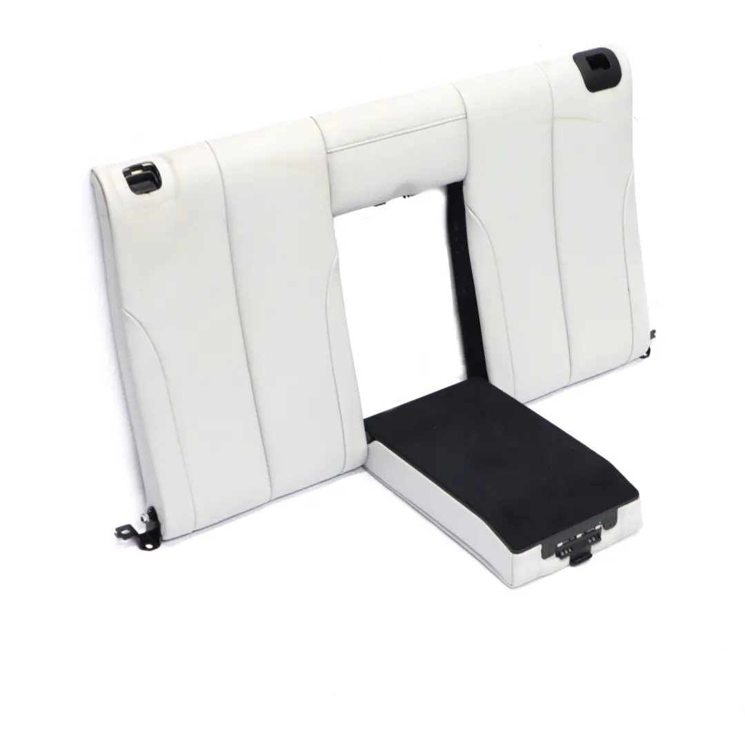 Asiento Trasero Respaldo Cubierta Cuero Silverstone para BMW F83 M4 Convertible con número de pieza 8054894 BMW F83 M4 Convertible Asiento Trasero Respaldo Cubierta Cuero Silverstone - SKU 8054894 - Número de pieza 8054894