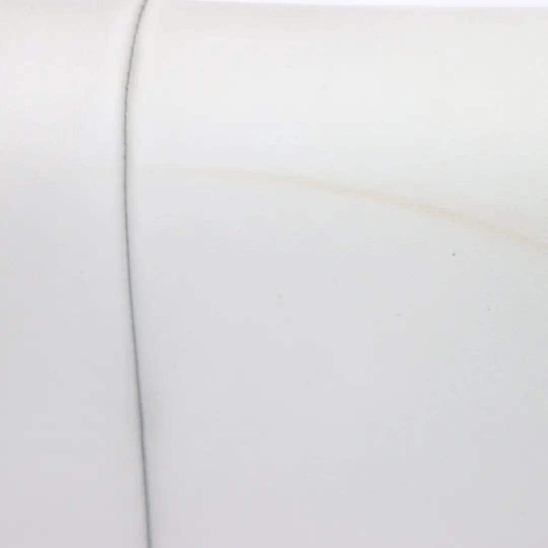 Dossier de la banquette arrière Housse de dossier en cuir Silverstone pour BMW F83 M4 à propos du numéro de pièce 8054894 BMW F83 M4 Dossier de la banquette arrière Housse de dossier en cuir Silverstone - SKU 8054894 - Numéro de pièce 8054894