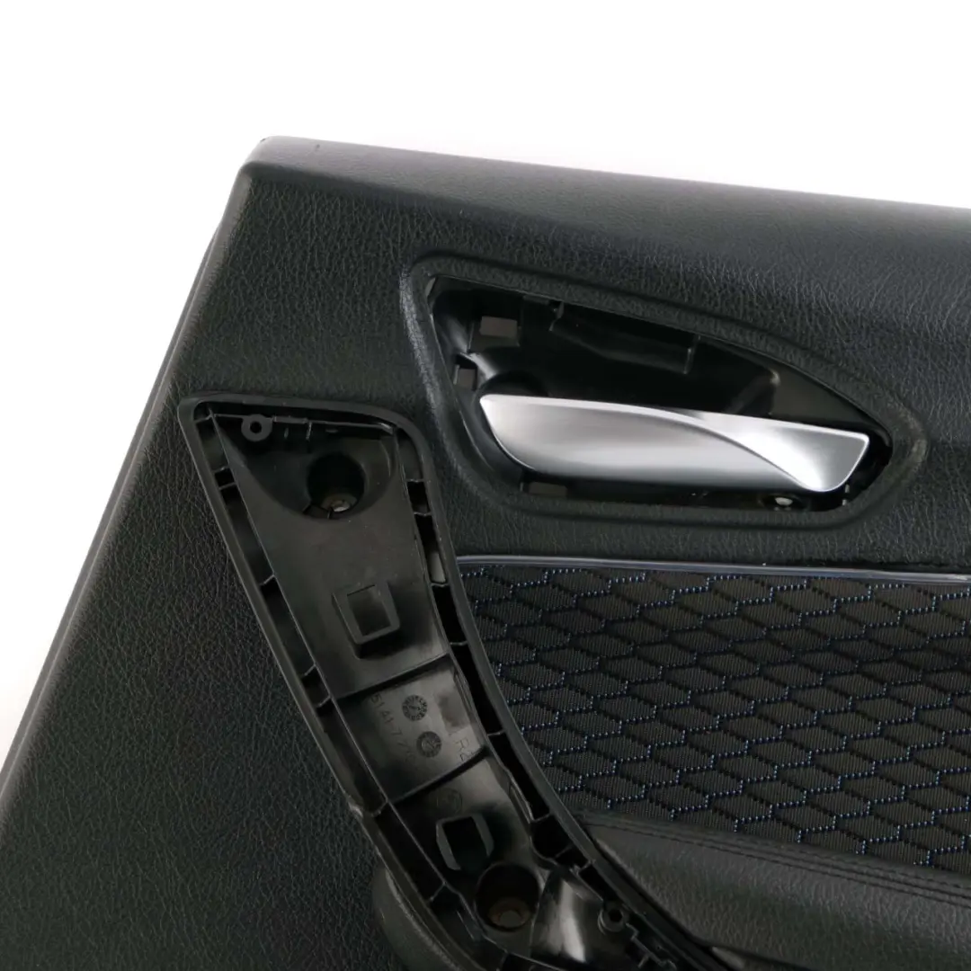 Doublure de porte arrière droite Carte Tissu Hexagone Alcantara pour BMW F20 à propos du numéro de pièce 8054918 BMW F20 Doublure de porte arrière droite Carte Tissu Hexagone Alcantara - SKU 8054918 - Numéro de pièce 8054918