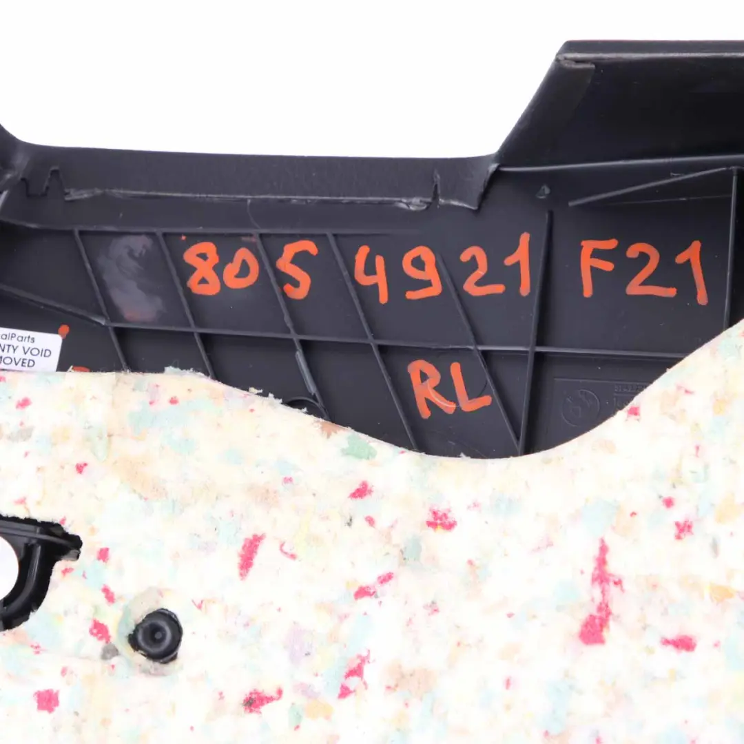Tapizado Lateral Trasero Izquierdo Forro Tela Alcantara para BMW F21 con número de pieza 8054921 BMW F21 Tapizado Lateral Trasero Izquierdo Forro Tela Alcantara - SKU 8054921 - Número de pieza 8054921