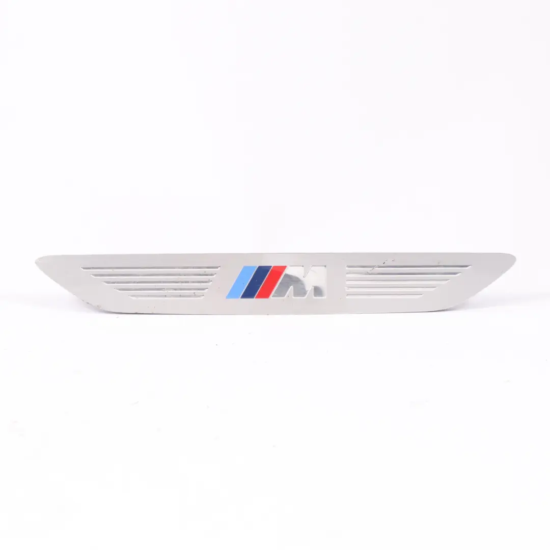 Guarnizione Porta Coperchio Striscia d'Ingresso Posteriore Sinistra per BMW X5 F15 con numero di parte 8055066 BMW X5 F15 Guarnizione Porta Coperchio Striscia d'Ingresso Posteriore Sinistra - SKU 8055066 - Numero di parte 8055066