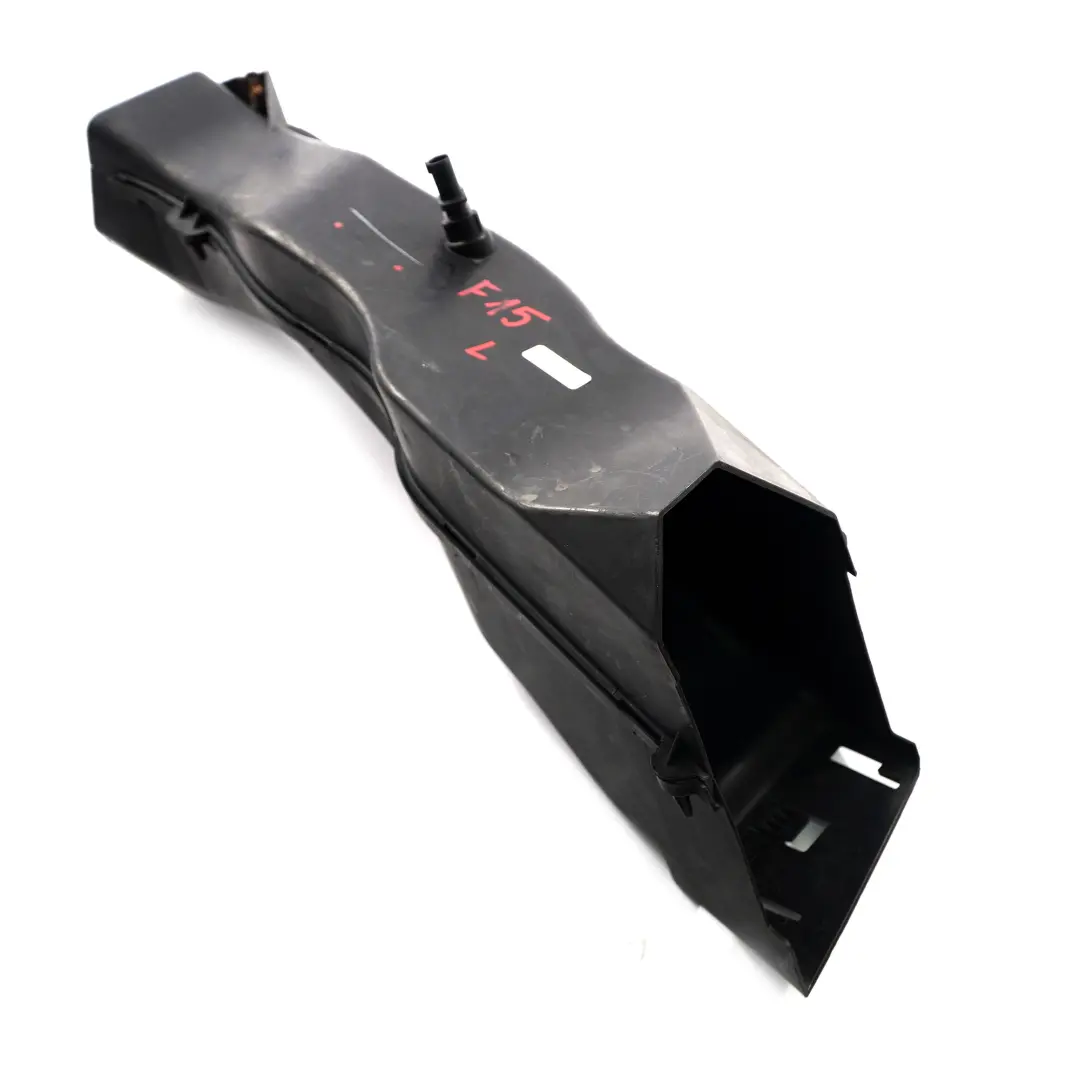 Conducto Aire Freno Delantero Izquierdo Chanel Tubo para BMW X5 F15 M Sport con número de pieza 8055209 BMW X5 F15 M Sport Conducto Aire Freno Delantero Izquierdo Chanel Tubo - SKU 8055209 - Número de pieza 8055209