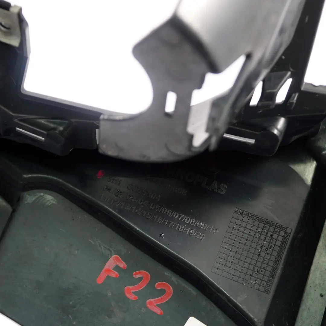 Stossfänger Vorn Gitter Seitlich Halterung Rechts für BMW 2 F22 F23 M Sport mit Teilenummer 8055304 BMW 2 F22 F23 M Sport Stossfänger Vorn Gitter Seitlich Halterung Rechts - SKU 8055304 - Teilenummer 8055304