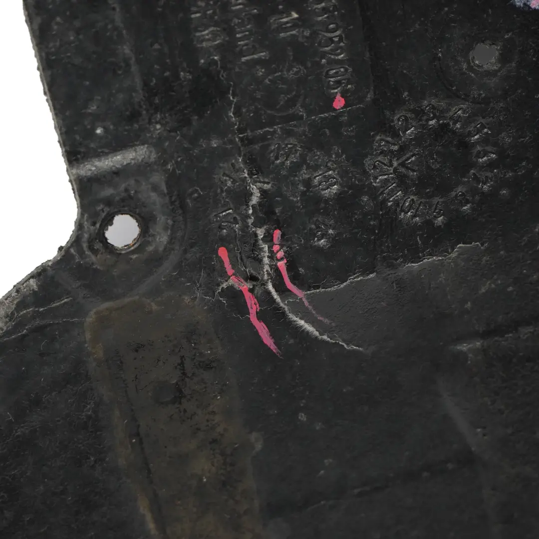 Prawy Panel Osłona Podwozia do BMW F80 M3 F82 M4 o numerze 8055952 BMW F80 M3 F82 M4 Prawy Panel Osłona Podwozia - SKU 8055952 - Numer Części 8055952