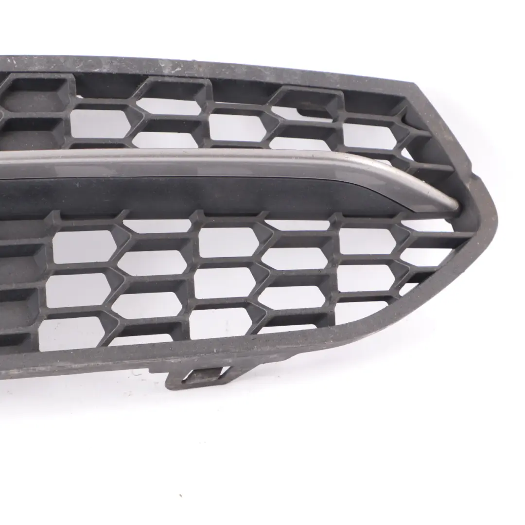  Bumper Grid BMW F22 F23 LCI Front Right O/S Fog Lamp Covering Panel - SKU 8055956 - Part number 8055956
