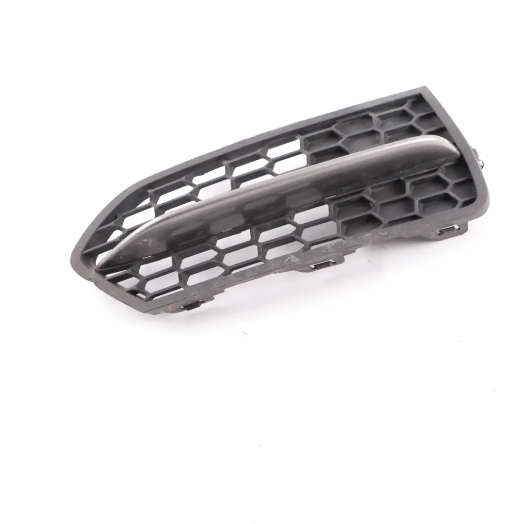 Stoßstange Gitter Vorne Rechts Nebellampe Abdeckung für BMW F22 F23 LCI mit Teilenummer 8055956 BMW F22 F23 LCI Stoßstange Gitter Vorne Rechts Nebellampe Abdeckung - SKU 8055956 - Teilenummer 8055956