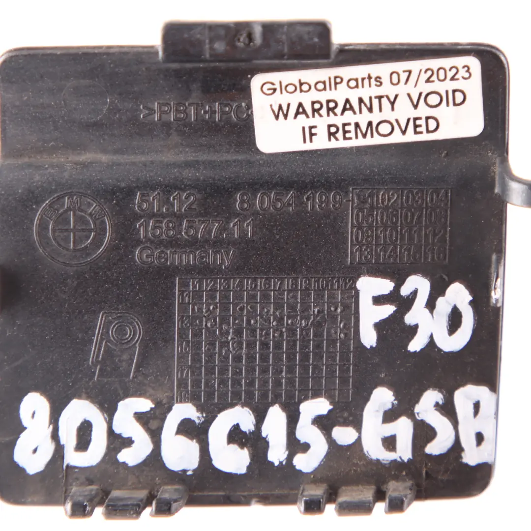 Tapa Gancho Remolque Trasero Plata Glaciar A83 8054199 para BMW F30 M Sport con número de pieza 8056615 BMW F30 M Sport Tapa Gancho Remolque Trasero Plata Glaciar A83 8054199 - SKU 8056615-GSB - Número de pieza 8056615