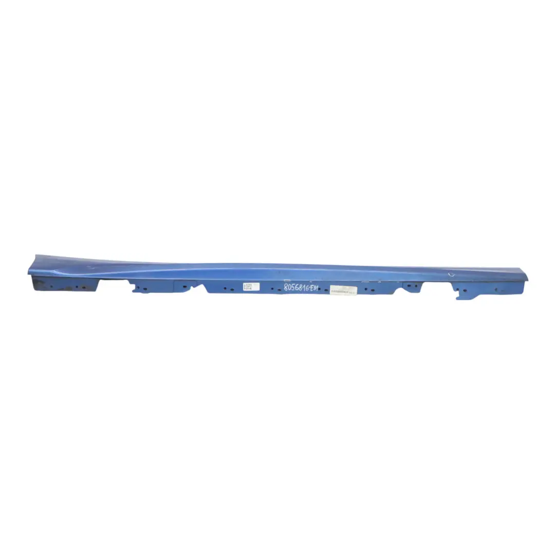 Rivestimento gonna laterale striscia destra Estorilblau Blu B45 per BMW F20 M Sport con numero di parte 8056816 BMW F20 M Sport Rivestimento gonna laterale striscia destra Estorilblau Blu B45 - SKU 8056816-EB1 - Numero di parte 8056816