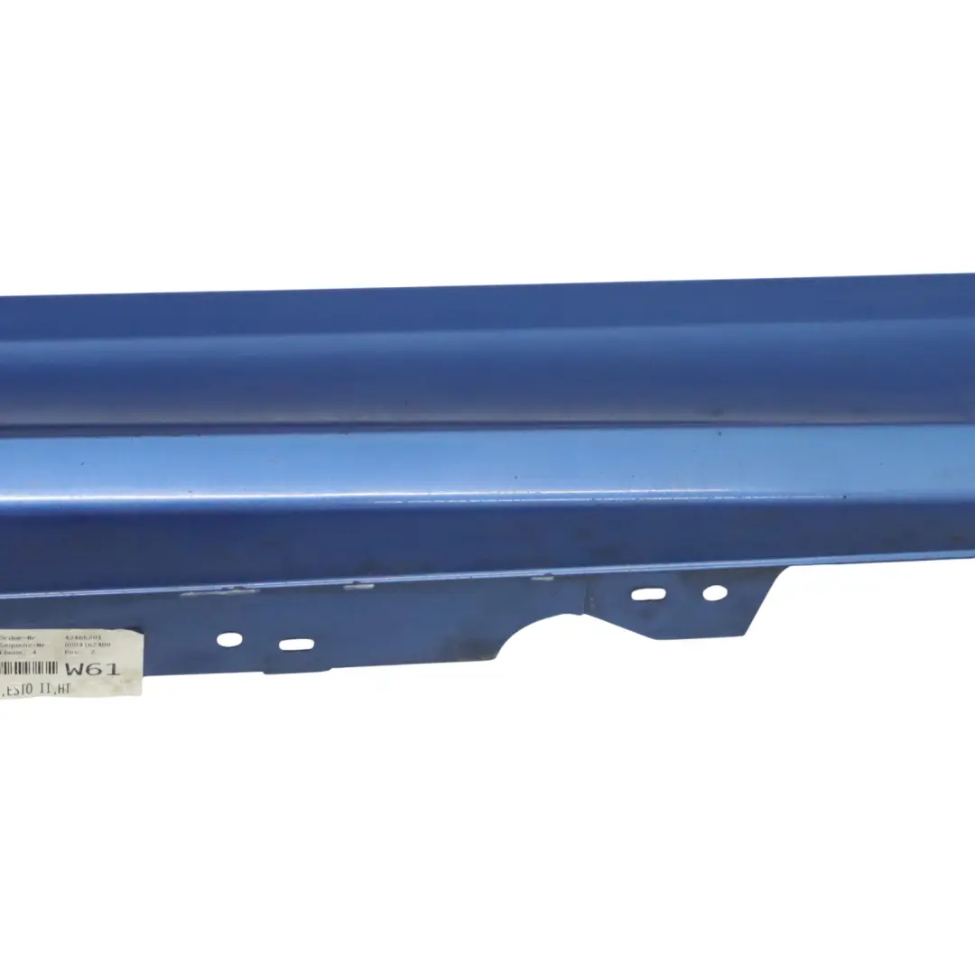 Rivestimento gonna laterale striscia destra Estorilblau Blu B45 per BMW F20 M Sport con numero di parte 8056816 BMW F20 M Sport Rivestimento gonna laterale striscia destra Estorilblau Blu B45 - SKU 8056816-EB1 - Numero di parte 8056816