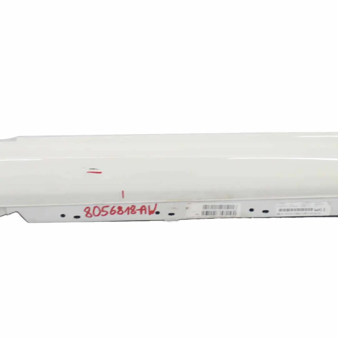 BMW F21 F22 M Sport Bande de seuil latérale droite Alpinweiss Alpine White 300 - SKU 8056818-AW - Numéro de pièce 8056818