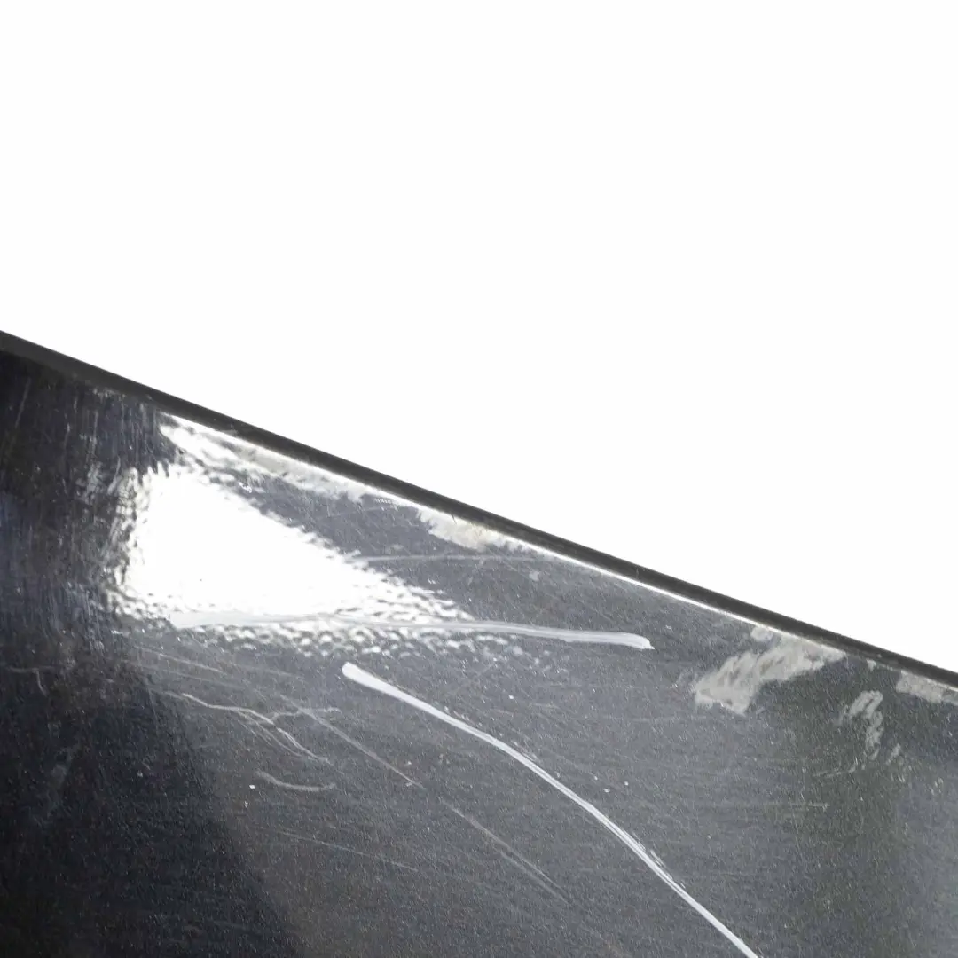 Fila F21 F22 Listello Portiera Gonna Destra Black Sapphire Metallic - 475 per BMW con numero di parte 8056818 BMW Fila F21 F22 Listello Portiera Gonna Destra Black Sapphire Metallic - 475 - SKU 8056818-BS1 - Numero di parte 8056818