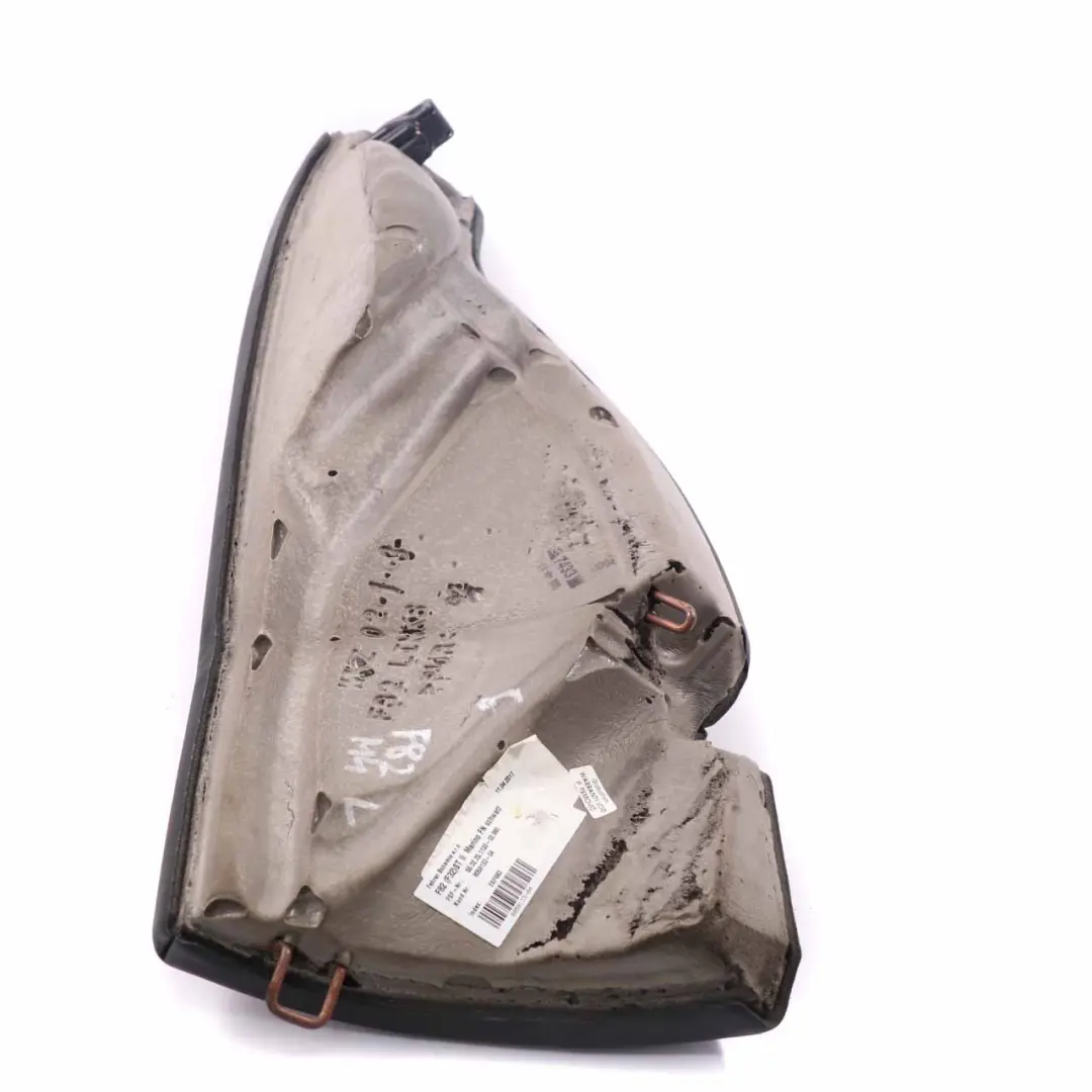 Finitura Laterale Sedile Posteriore Sinistro Pannello Pelle Nera per BMW F82 M4 con numero di parte 8058133 BMW F82 M4 Finitura Laterale Sedile Posteriore Sinistro Pannello Pelle Nera - SKU 8058133 - Numero di parte 8058133