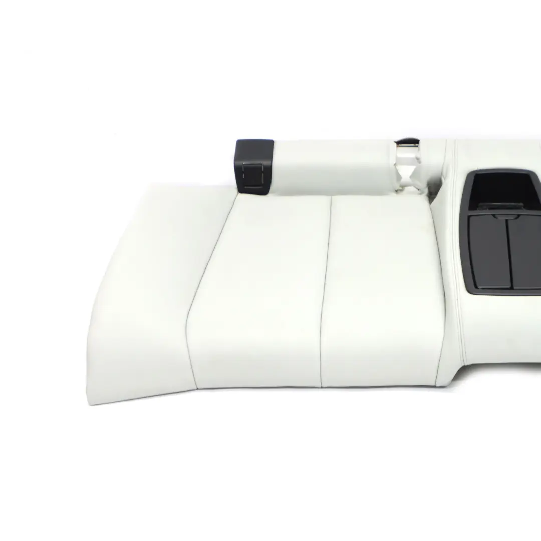 Asiento Trasero Banco Sofá Funda Cuero Silverstone para BMW F83 M4 con número de pieza 8058179 BMW F83 M4 Asiento Trasero Banco Sofá Funda Cuero Silverstone - SKU 8058179 - Número de pieza 8058179