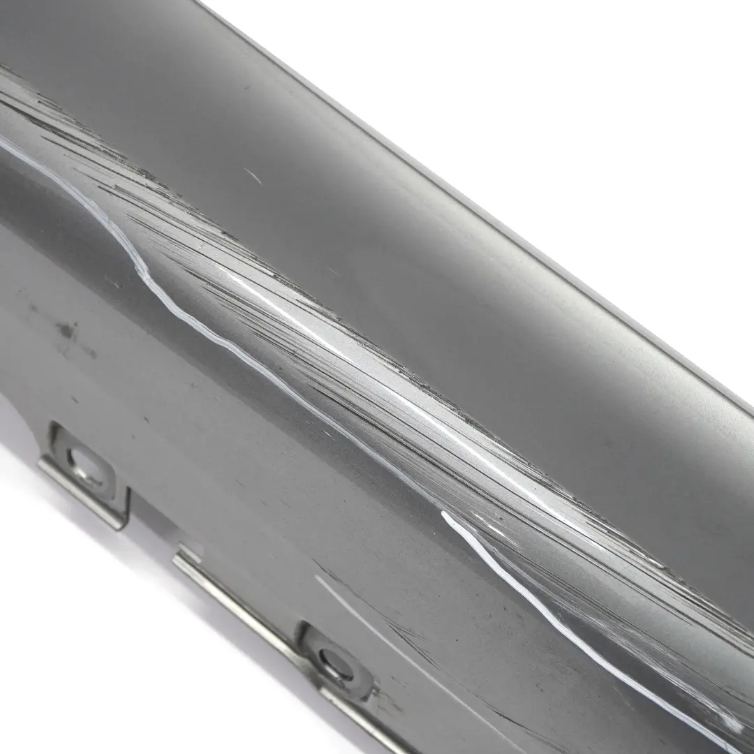 Faldón Lateral Derecho M Sport Sill Strip Cover Trim Spacegrau A52 para BMW X5 F15 con número de pieza 8058508 BMW X5 F15 Faldón Lateral Derecho M Sport Sill Strip Cover Trim Spacegrau A52 - SKU 8058508-SCG - Número de pieza 8058508