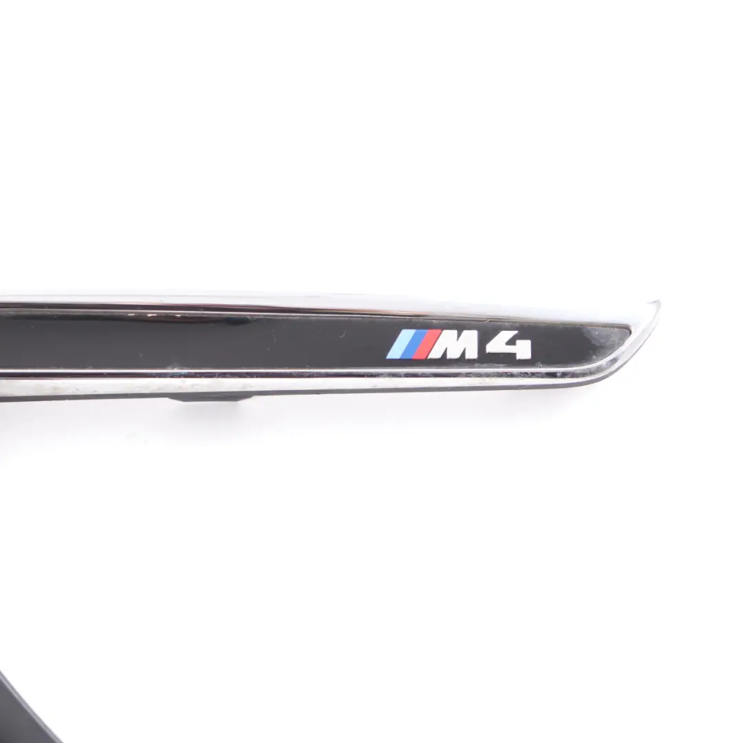 Conducto aire Emblema Guardabarros Cromo Izquierda para BMW F82 F83 M4 con número de pieza 8058779 BMW F82 F83 M4 Conducto aire Emblema Guardabarros Cromo Izquierda - SKU 8058779-1 - Número de pieza 8058779