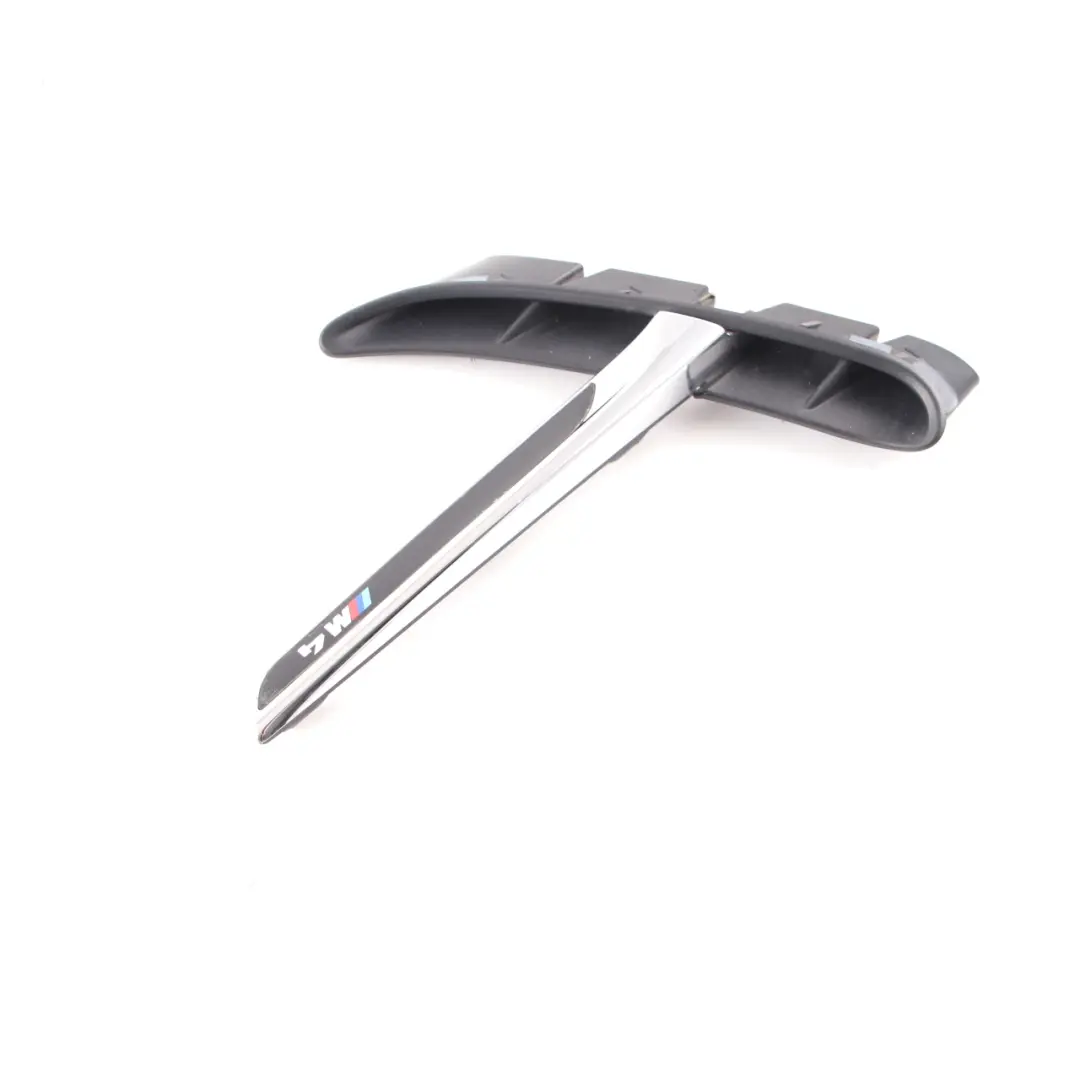 Conducto aire Emblema Guardabarros Cromo Izquierda para BMW F82 F83 M4 con número de pieza 8058779 BMW F82 F83 M4 Conducto aire Emblema Guardabarros Cromo Izquierda - SKU 8058779-1 - Número de pieza 8058779