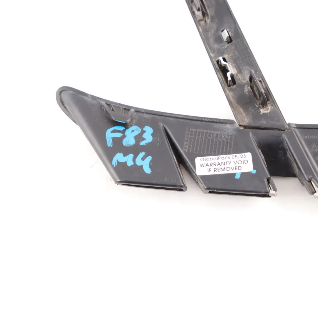 Luftschacht Emblem Ziergitter Kühlergrill Chrom Links für BMW F82 F83 M4 mit Teilenummer 8058779 BMW F82 F83 M4 Luftschacht Emblem Ziergitter Kühlergrill Chrom Links - SKU 8058779-1 - Teilenummer 8058779