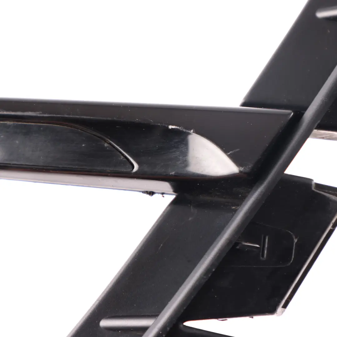 Ornament BMW F82 F83 M4 Side Panel Air Duct Ornament M4 Grille Right O/S to with Part number 8058780 Ornament BMW F82 F83 M4 Side Panel Air Duct Ornament M4 Grille Right O/S - SKU 8058780-1 - Part number 8058780