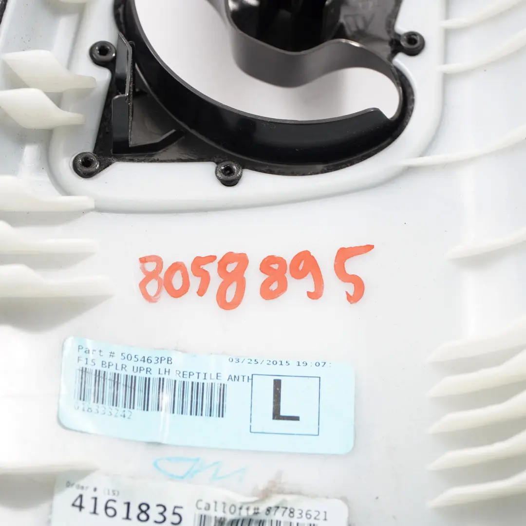 Cache Panneau d'habillage Colonne Supérieure B Gauche Anthrazit pour BMW X5 F15 à propos du numéro de pièce 8058895 BMW X5 F15 Cache Panneau d'habillage Colonne Supérieure B Gauche Anthrazit - SKU 8058895 - Numéro de pièce 8058895