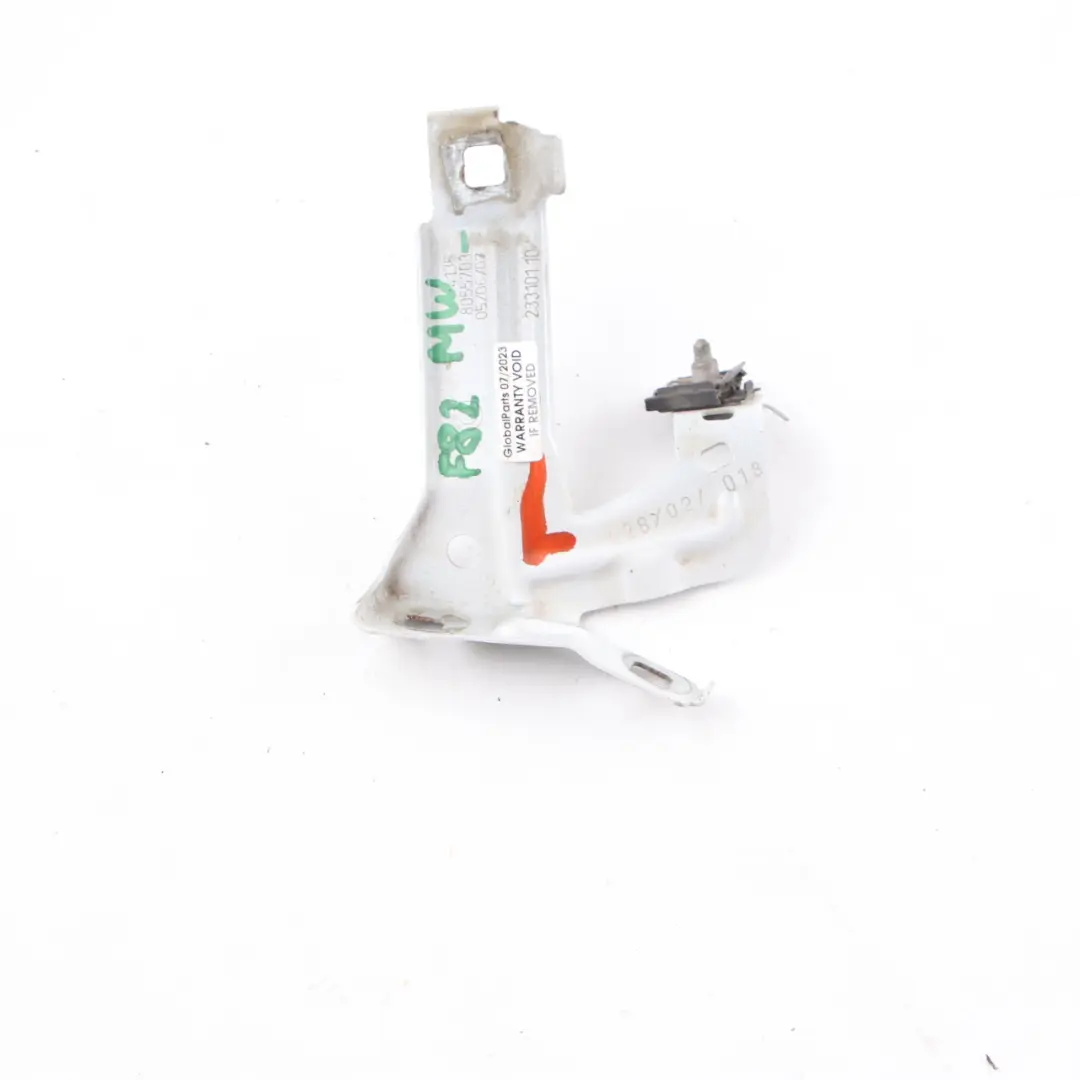 Fender Bracket BMW F80 M3 F82 M4 Mount Front Left N/S Mineral White A96 8055703 to with Part number 8060241 Fender Bracket BMW F80 M3 F82 M4 Mount Front Left N/S Mineral White A96 8055703 - SKU 8060241-MW - Part number 8060241