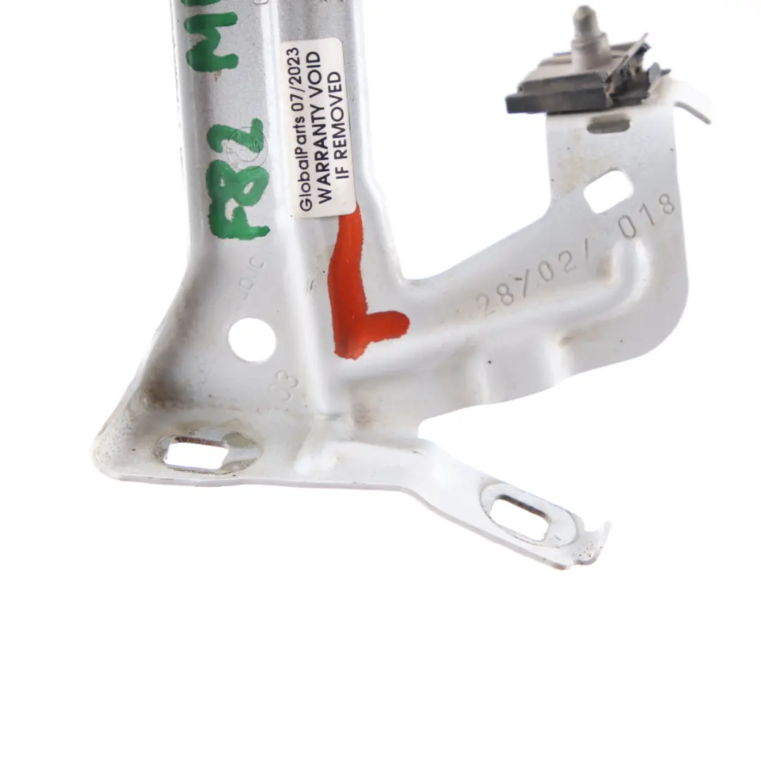Fender Bracket BMW F80 M3 F82 M4 Mount Front Left N/S Mineral White A96 8055703 to with Part number 8060241 Fender Bracket BMW F80 M3 F82 M4 Mount Front Left N/S Mineral White A96 8055703 - SKU 8060241-MW - Part number 8060241