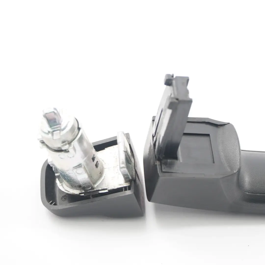 Tür griff Renault Trafic 3 Opel Vivaro B Griff hinten außen für mit Teilenummer 806061908R Tür griff Renault Trafic 3 Opel Vivaro B Griff hinten außen - SKU 806061908R-2 - Teilenummer 806061908R