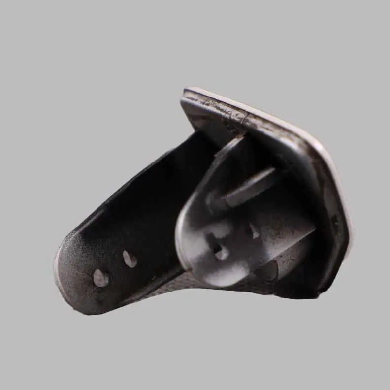 Front Headlight Washer Spray Cover Right O/S Alpine White to BMW F32 F36 M Sport with Part number 8060682 BMW F32 F36 M Sport Front Headlight Washer Spray Cover Right O/S Alpine White - SKU 8060682-AW - Part number 8060682