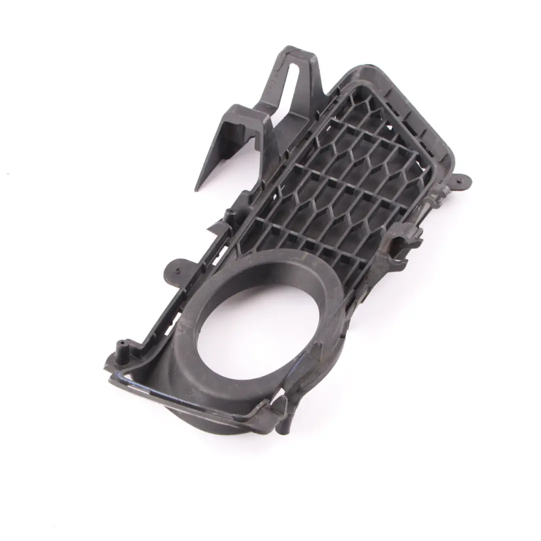 Front Bumper LED Fog Light Grid Grille Left N/S Black to BMW F30 F31 with Part number 8062635 BMW F30 F31 Front Bumper LED Fog Light Grid Grille Left N/S Black - SKU 8062635 - Part number 8062635