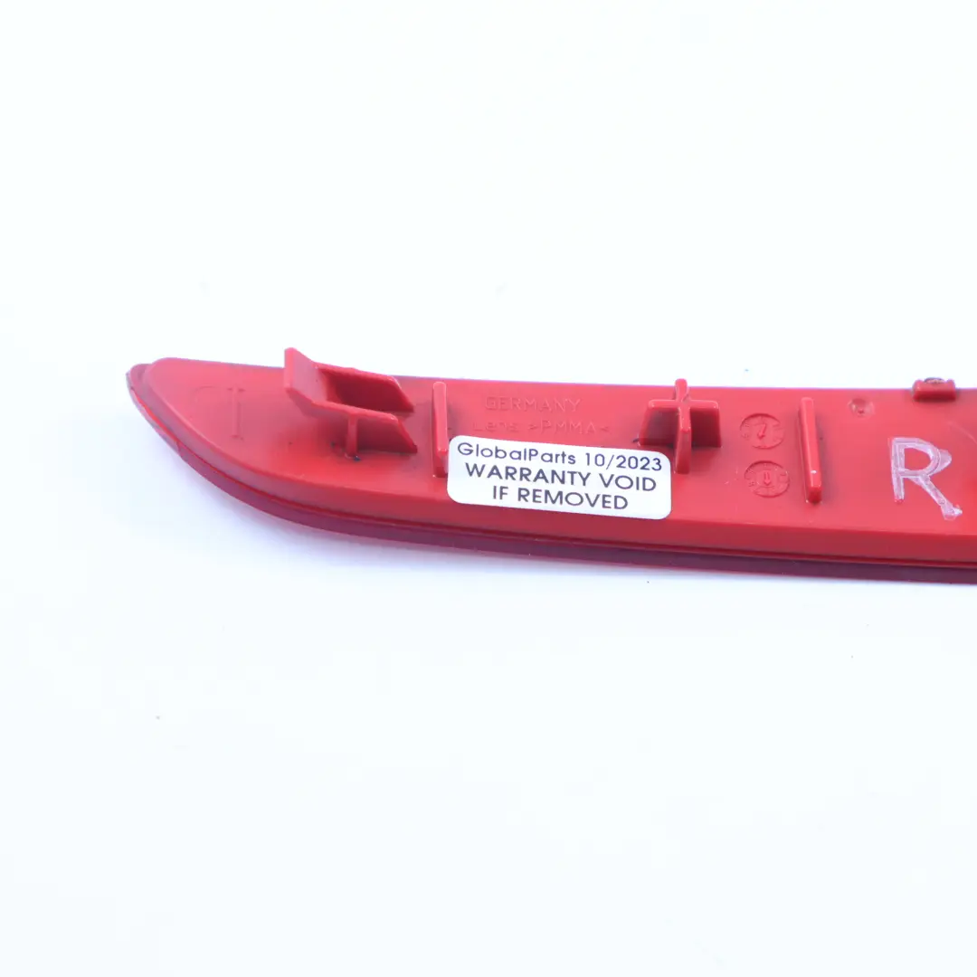 Riflettore Lampada BMW G11 G12 Paraurti posteriore Riflesso Destro Rosso per con numero di parte 8063198 Riflettore Lampada BMW G11 G12 Paraurti posteriore Riflesso Destro Rosso - SKU 8063198 - Numero di parte 8063198