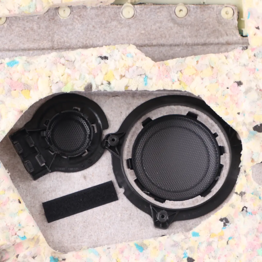 Lateral Trim Panel BMW F82 M4 Rear Right O/S Lining HiFi Leather Merino Schwarz to with Part number 8063644 Lateral Trim Panel BMW F82 M4 Rear Right O/S Lining HiFi Leather Merino Schwarz - SKU 8063644 - Part number 8063644