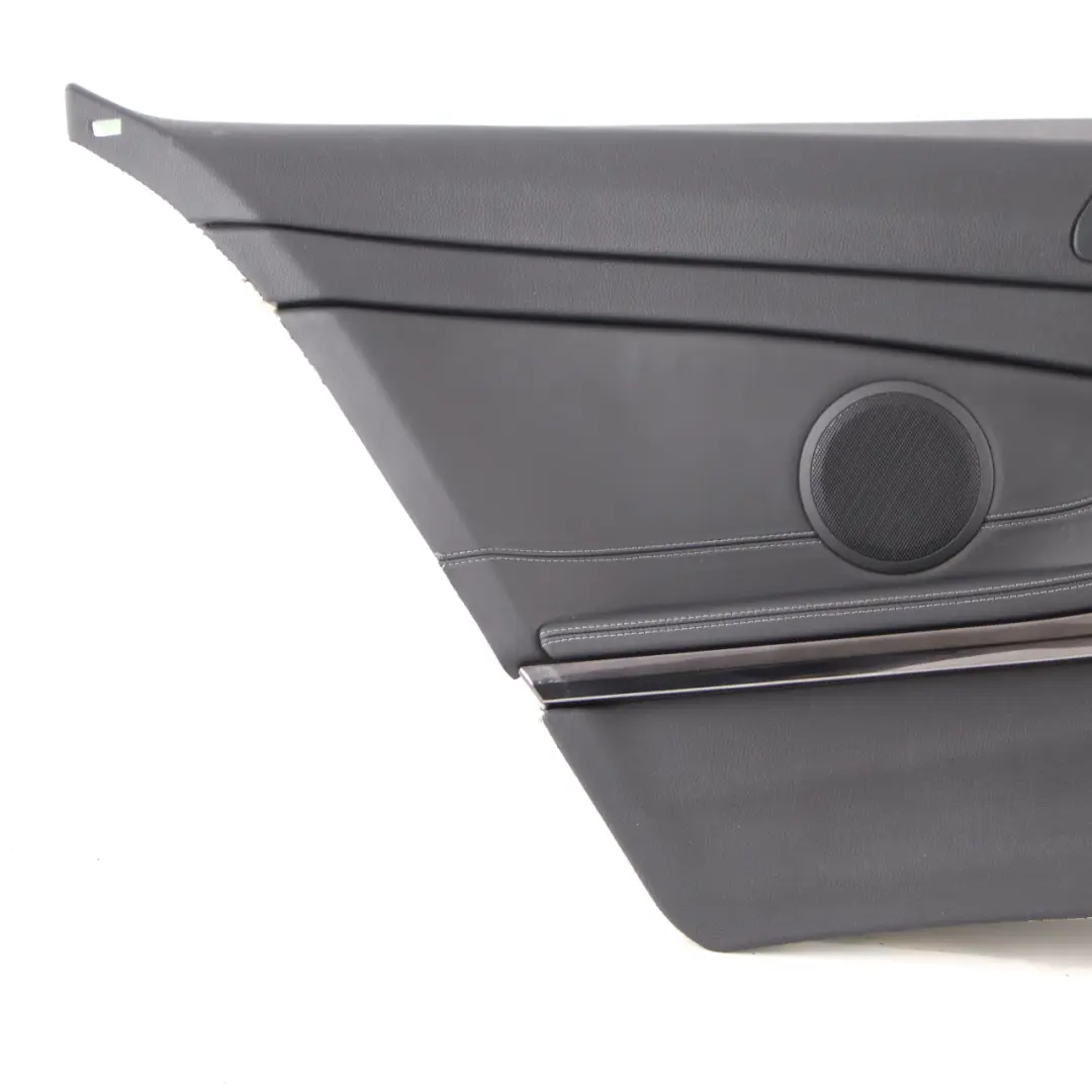 Boczek Tapicerka Drzwi Lewy Tył Skóra Merino Czarna do BMW M4 F82 o numerze 8063651 BMW M4 F82 Boczek Tapicerka Drzwi Lewy Tył Skóra Merino Czarna - SKU 8063651 - Numer Części 8063651