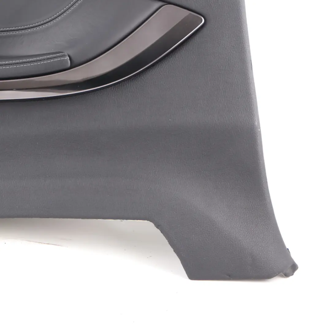 Panneau Latéral Arrière Gauche Doublure Carte Cuir Merino Schwarz pour BMW F82 M4 à propos du numéro de pièce 8063651 BMW F82 M4 Panneau Latéral Arrière Gauche Doublure Carte Cuir Merino Schwarz - SKU 8063651 - Numéro de pièce 8063651