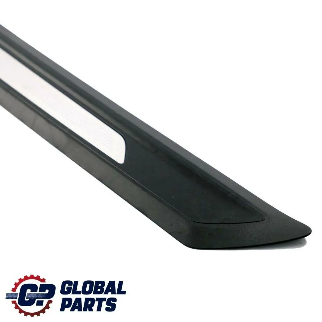 BMW 4 F82 M4 Couverture Entree a Gauche Noir 5147 - SKU 8063797 - Numéro de pièce 8063797
