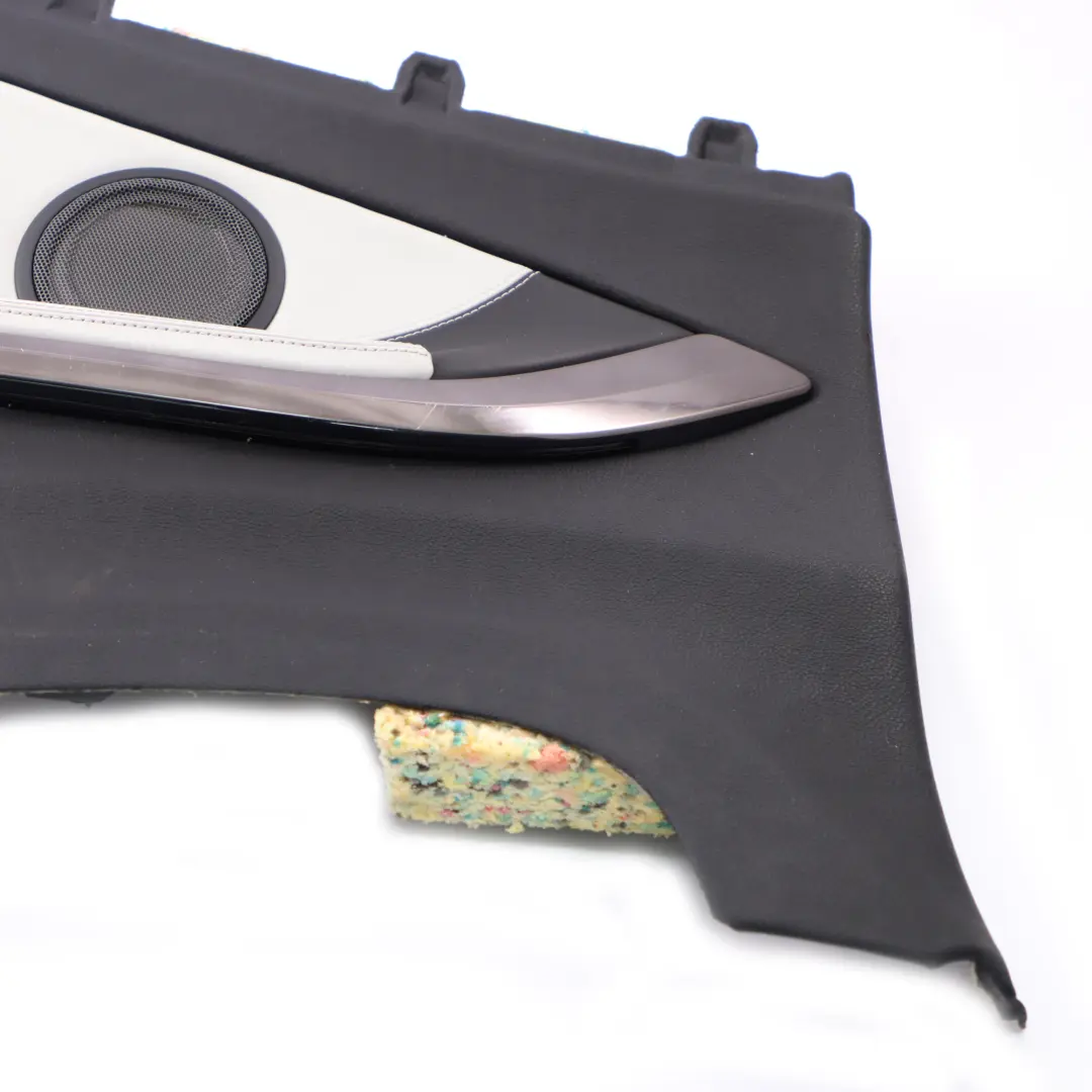Hinten Links Seitliche Verkleidung Schwarz Leder Silverstone für BMW F83 M4 Cabrio mit Teilenummer 8064005 BMW F83 M4 Cabrio Hinten Links Seitliche Verkleidung Schwarz Leder Silverstone - SKU 8064005 - Teilenummer 8064005