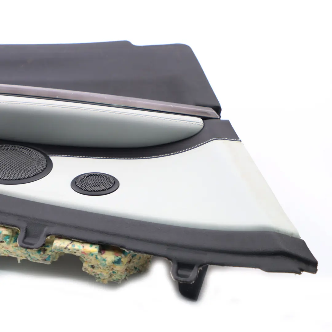 Panel Forro Lateral Trasero Izquierdo Cuero Negro Silverstone para BMW F83 M4 Cabrio con número de pieza 8064005 BMW F83 M4 Cabrio Panel Forro Lateral Trasero Izquierdo Cuero Negro Silverstone - SKU 8064005 - Número de pieza 8064005