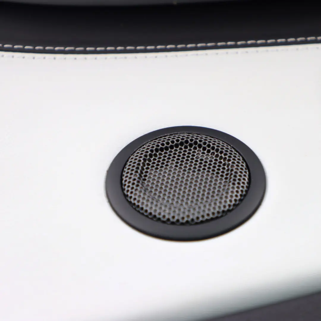 BMW F83 M4 Cabrio Hinten Rechts Seitliche Verkleidung Schwarz Leder Silverstone - SKU 8064006 - Teilenummer 8064006