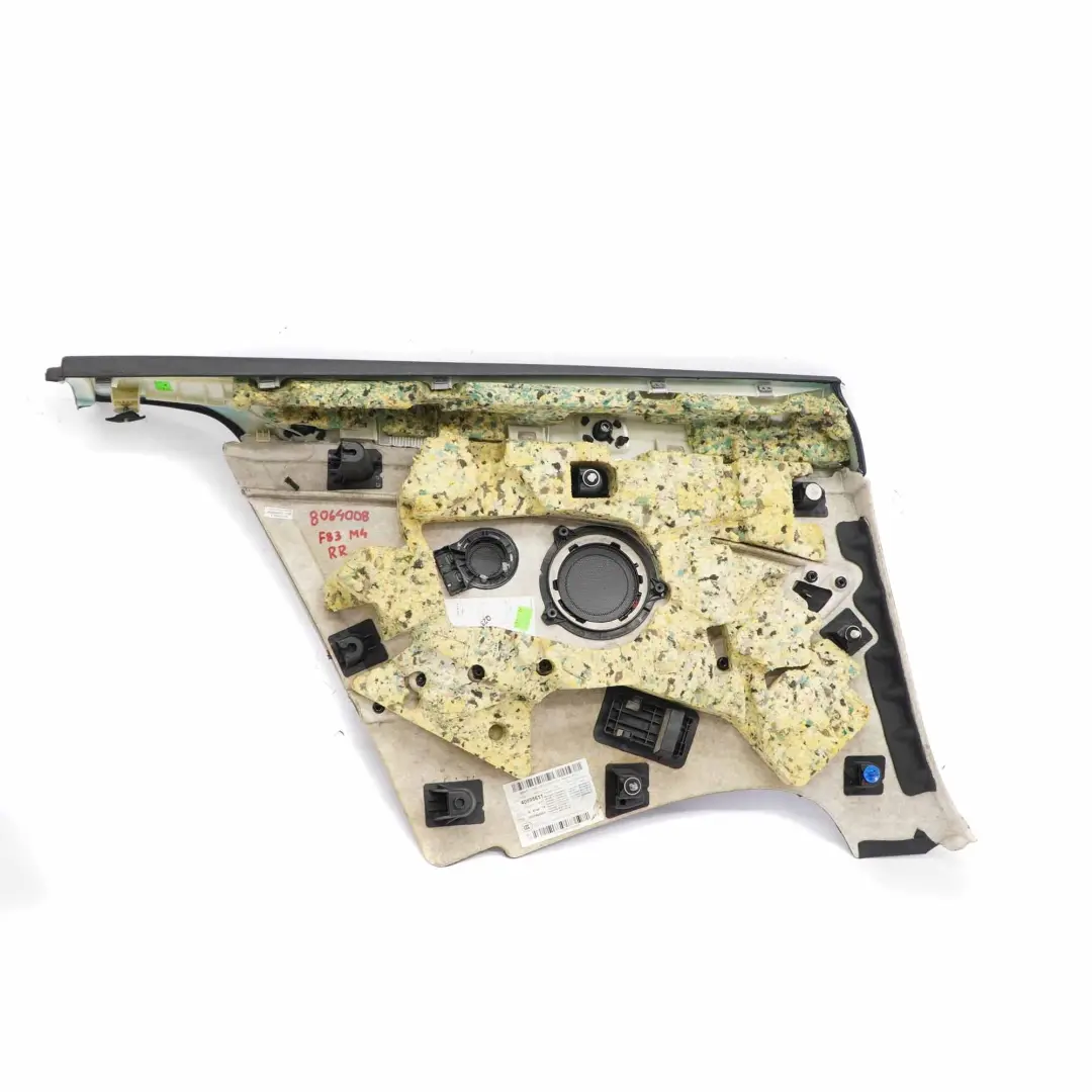 Pannello laterale HiFi Posteriore Destro Cabrio Pelle Sakhir per BMW F83 M4 con numero di parte 8064008 BMW F83 M4 Pannello laterale HiFi Posteriore Destro Cabrio Pelle Sakhir - SKU 8064008 - Numero di parte 8064008
