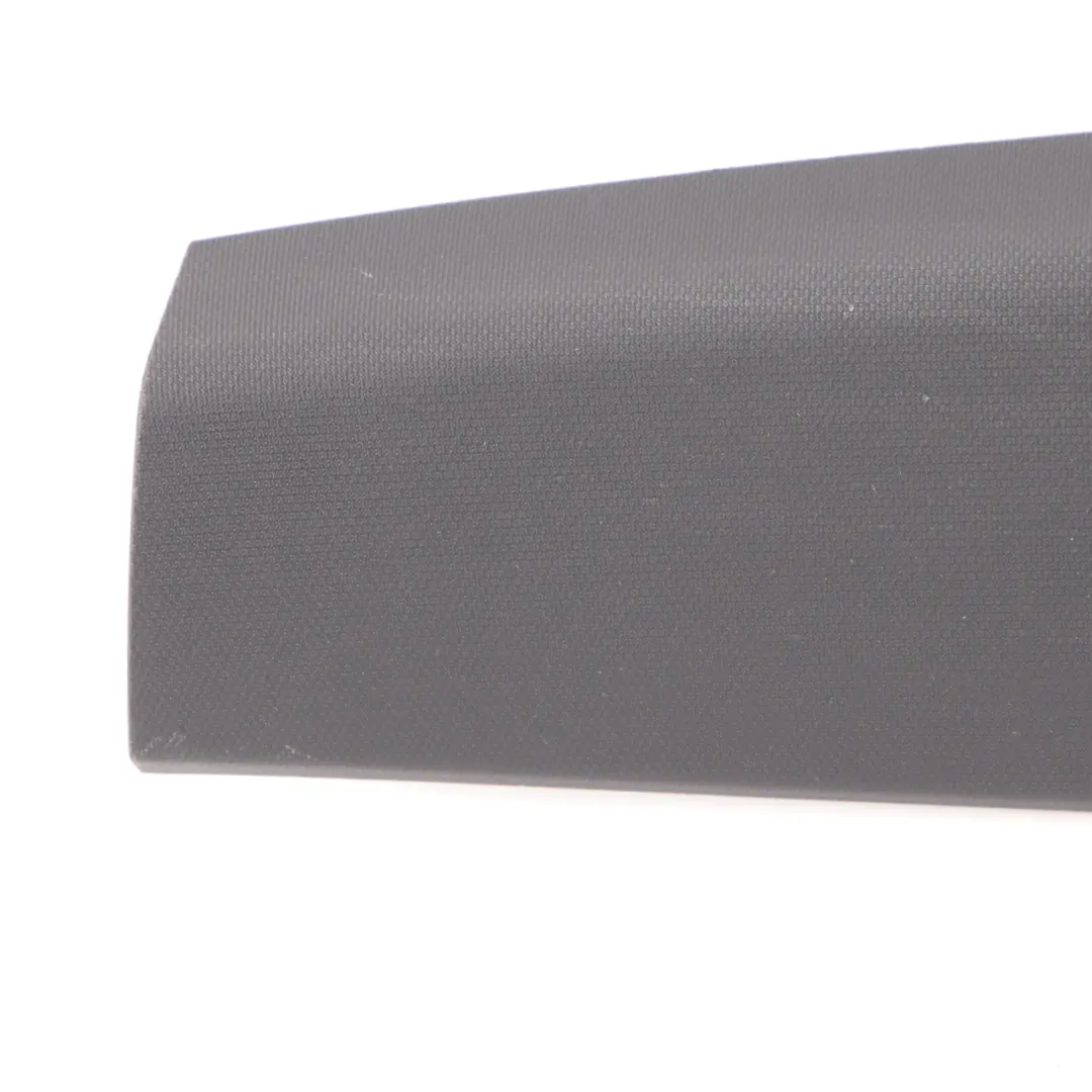 Portellone posteriore superiore pannello rivestimento interno nero per BMW X1 F48 con numero di parte 8064687 BMW X1 F48 Portellone posteriore superiore pannello rivestimento interno nero - SKU 8064687 - Numero di parte 8064687