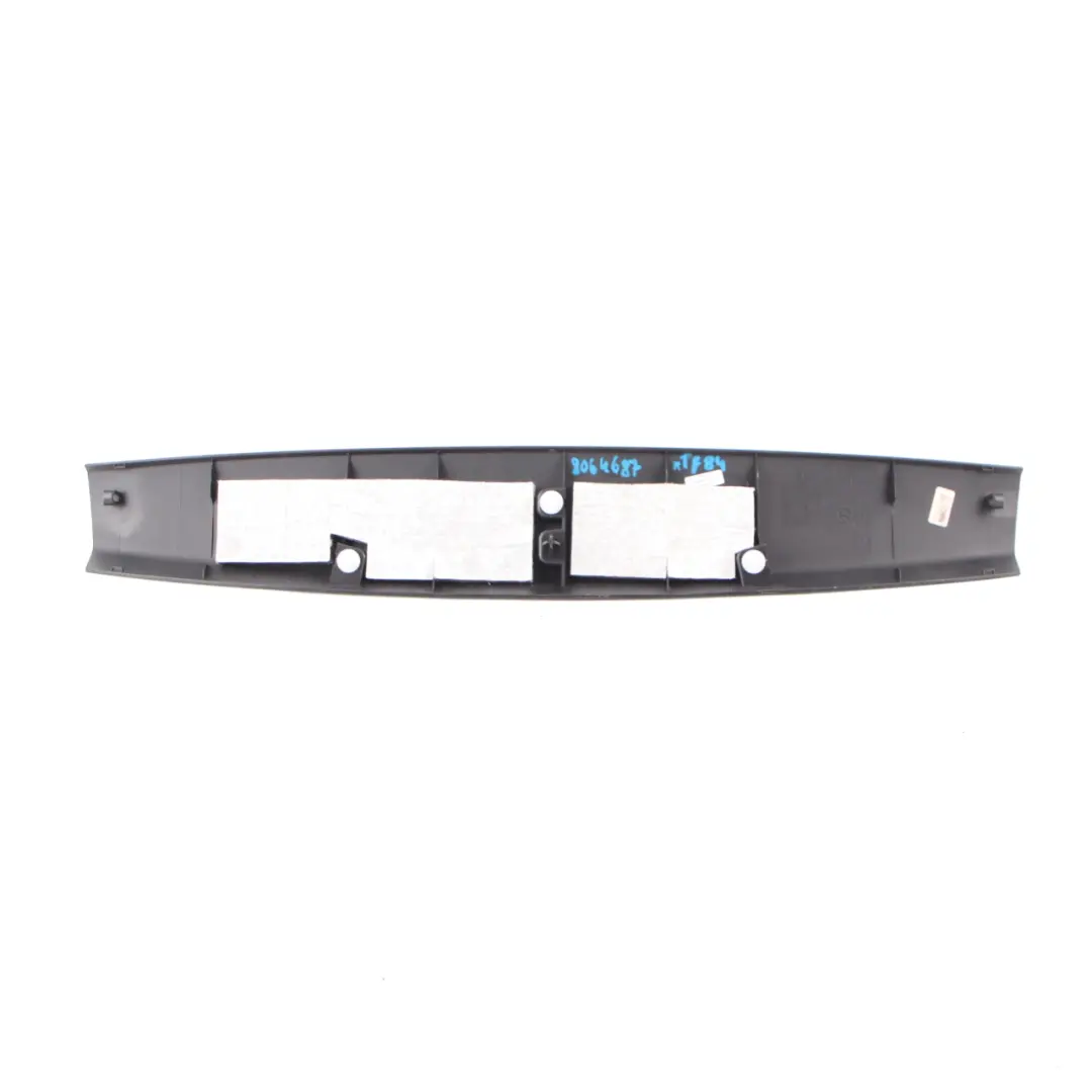 BMW X1 F48 Tapa del panel interior superior del portón trasero Negro 7350845 - SKU 8064687 - Número de pieza 8064687