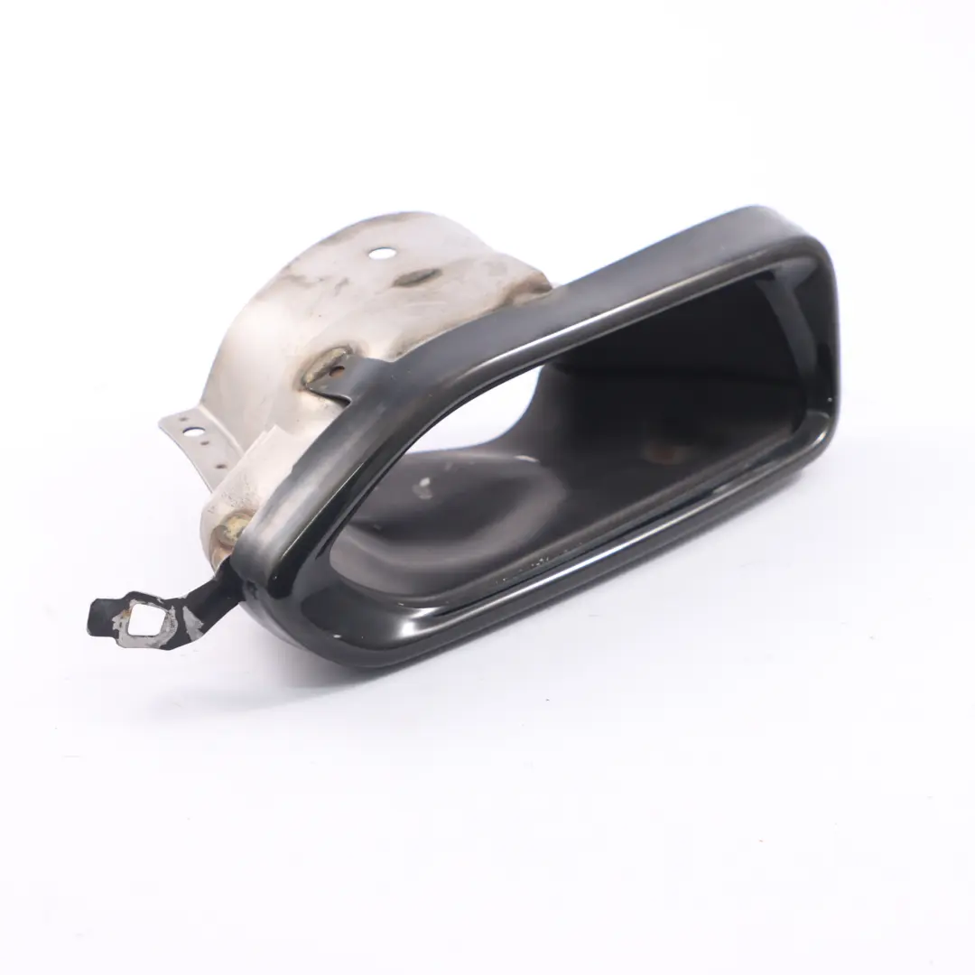 Paraurti posteriore Tubo di scarico Tip Cover Pannello Sinistro per BMW 7 G11 G12 con numero di parte 8064763 BMW 7 G11 G12 Paraurti posteriore Tubo di scarico Tip Cover Pannello Sinistro - SKU 8064763 - Numero di parte 8064763