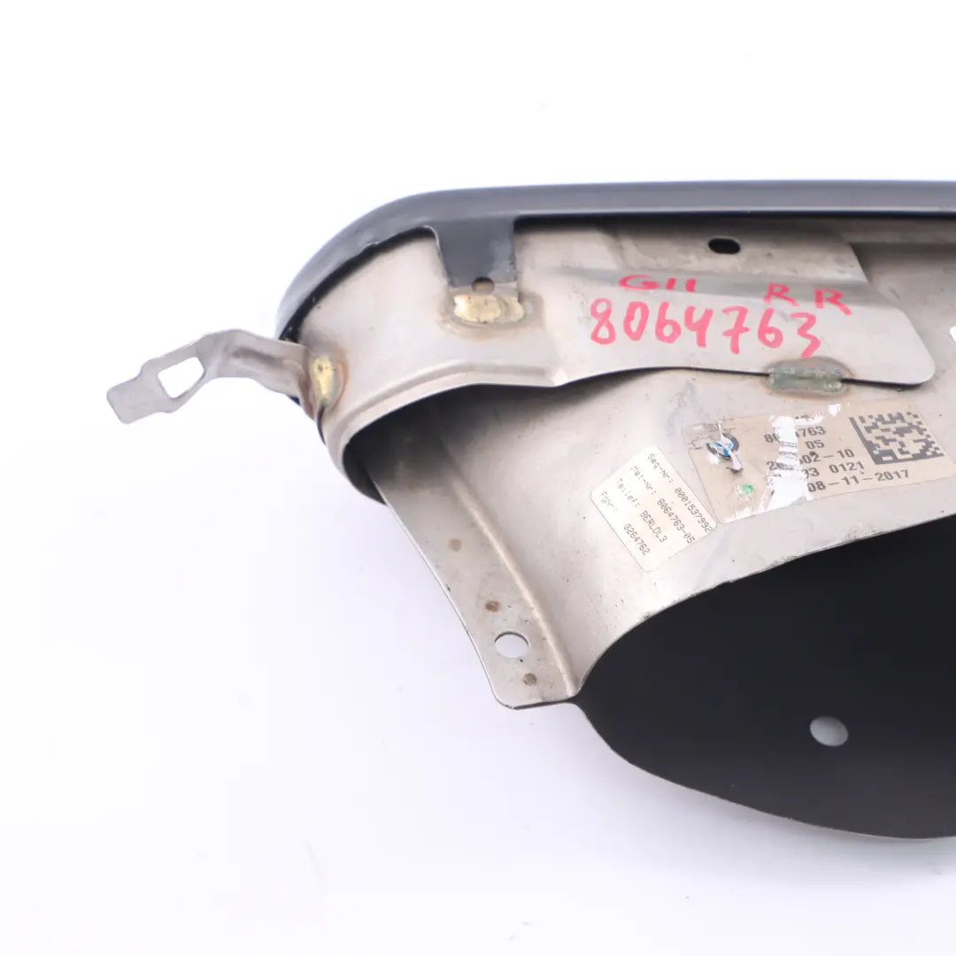 Parachoques Trasero Tubo de Escape Tapa Panel Izquierdo para BMW 7 G11 G12 con número de pieza 8064763 BMW 7 G11 G12 Parachoques Trasero Tubo de Escape Tapa Panel Izquierdo - SKU 8064763 - Número de pieza 8064763