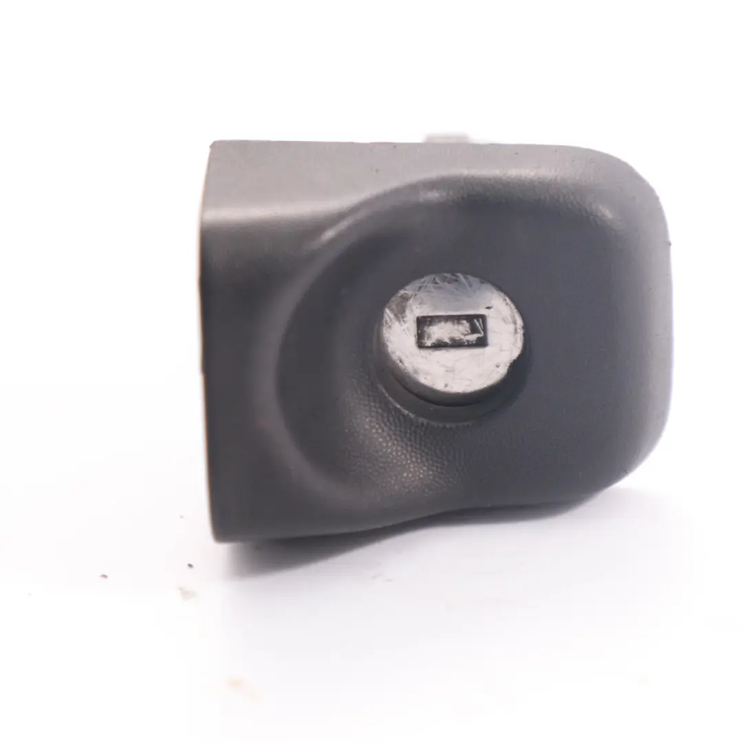 Bębenek Zamka Klamki do Renault Trafic 3 o numerze 806478331R Renault Trafic 3 Bębenek Zamka Klamki - SKU 806478331R - Numer Części 806478331R