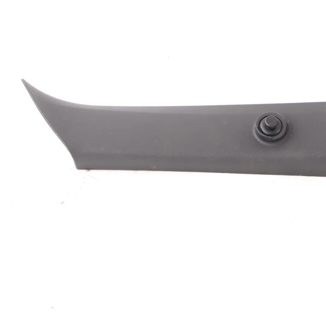 Tapa Maletero Panel Portón Trasero Cubierta Izquierda Negro 7350847 para BMW X1 F48 con número de pieza 8064789 BMW X1 F48 Tapa Maletero Panel Portón Trasero Cubierta Izquierda Negro 7350847 - SKU 8064789 - Número de pieza 8064789