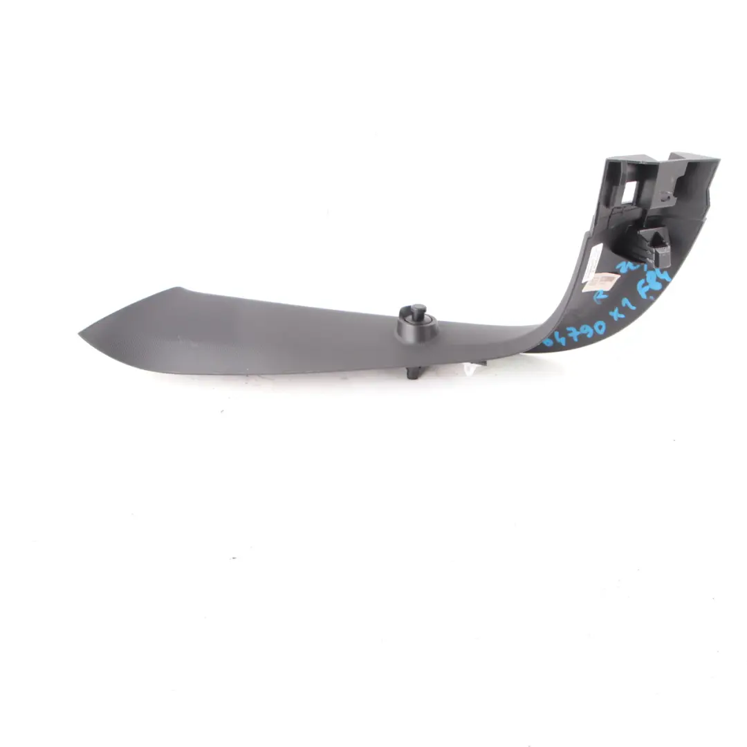 Tapa del maletero Tapa embellecedora derecha Negro 7350848 para BMW X1 F48 con número de pieza 8064790 BMW X1 F48 Tapa del maletero Tapa embellecedora derecha Negro 7350848 - SKU 8064790 - Número de pieza 8064790