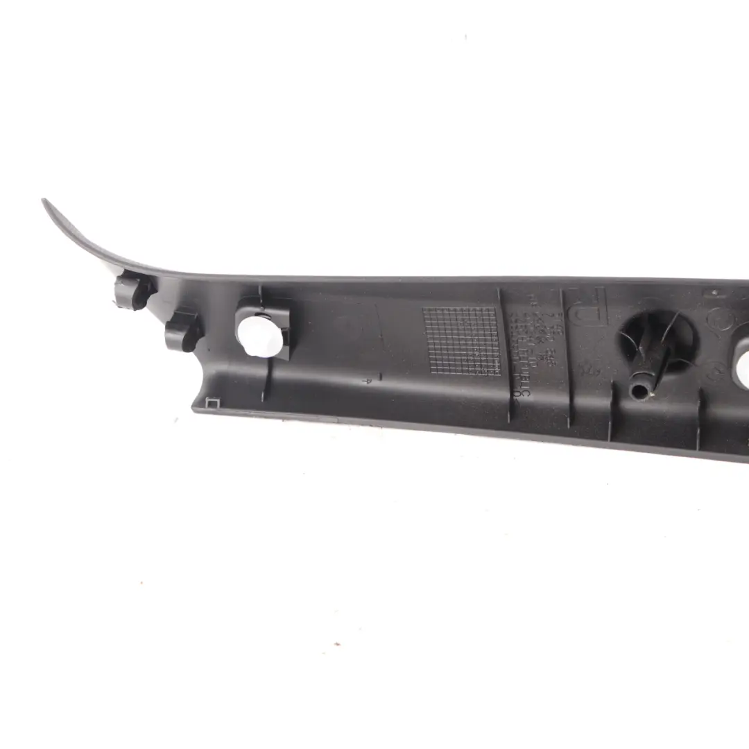 BMW X1 F48 Couvercle de Couvercle de Coffre Droit Noir 7350848 - SKU 8064790 - Numéro de pièce 8064790