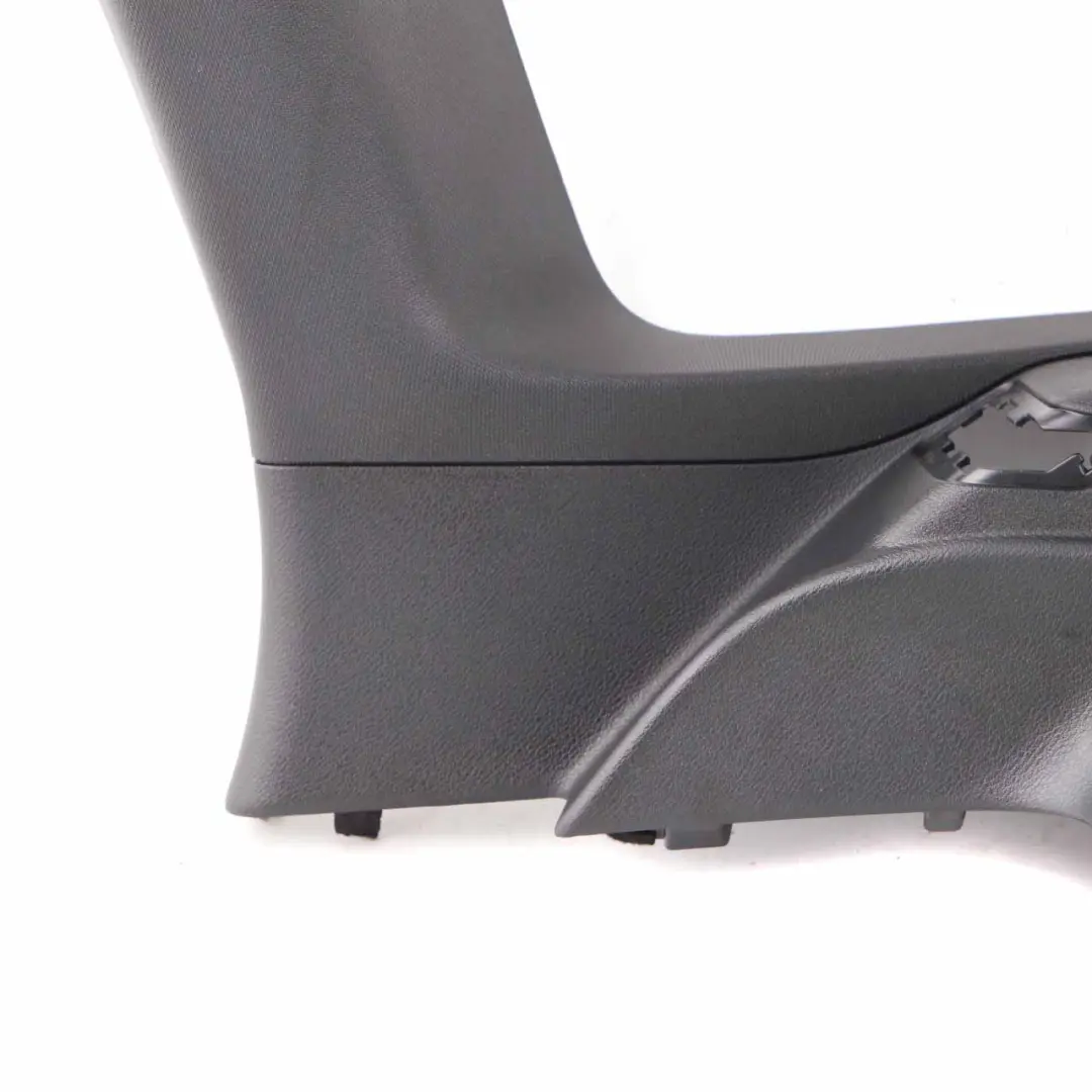 Couvre pilier C D Panneau d'habillage droit Noir pour BMW X1 F48 à propos du numéro de pièce 8065088 BMW X1 F48 Couvre pilier C D Panneau d'habillage droit Noir - SKU 8065088 - Numéro de pièce 8065088